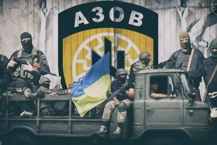 Президент назвав абсурдним рішення Росії визнати полк «Азов» терористичною організацією