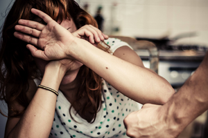 В Украине появилось приложение для помощи пострадавшим от домашнего насилия