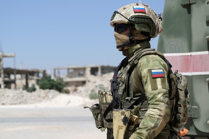 Росії ніким комплектувати армію, готується перекидання в Україну вояків із Сирії
