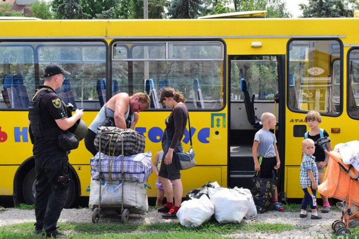 Херсонщина: влада просить жителів деокупованої громади евакуюватись