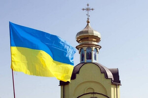 В какие церкви ходят украинцы: результаты опроса