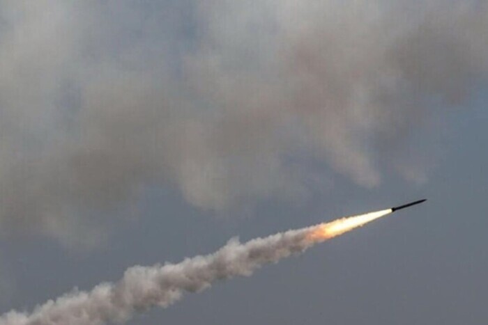 Оккупанты ударили ракетами по Запорожью: фото последствий