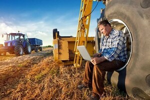 На Херсонщині колаборант Ковальов змушує фермерів сплачувати податки за законами РФ 