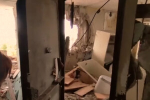 Мариупольцы вынуждены жить в разрушенных домах