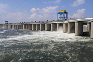 Мост Каховской ГЭС непригоден для использования – «Юг»