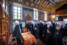 Московська церква просить дозволити своїм єпископам кататися за межі України