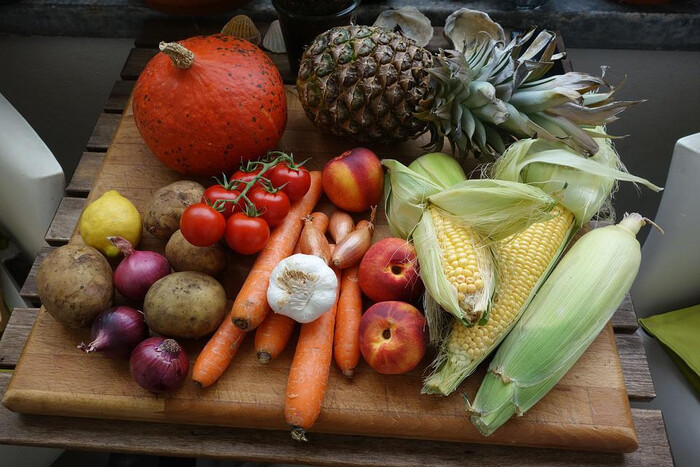 Цены на овощи и фрукты в Украине и мире: что подорожало больше всего