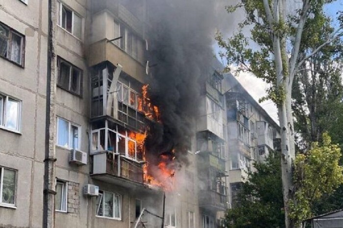 Рашисти вдарили по житлових кварталах Краматорська, є жертви