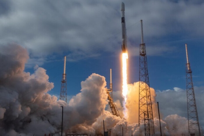 SpaceX вивела на орбіту ще 46 супутників Starlink (відео)