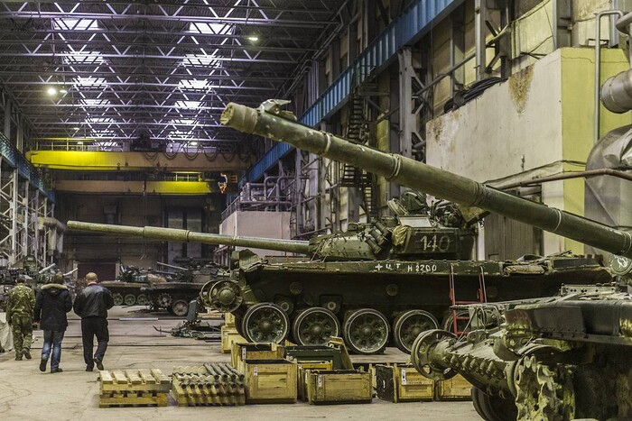 Кремль перезапускає оборонну промисловість для тривалої війни в Україні – ISW