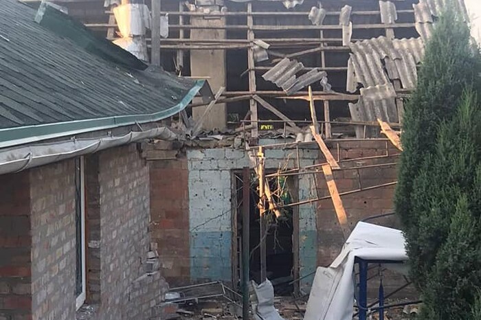Окупанти вгатили по Нікополю: зруйновані будинки й дитсадок (фото)