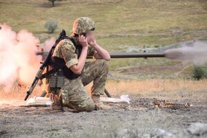 Із протитанкових гранатометів військовослужбовці знищили особовий склад окупантів