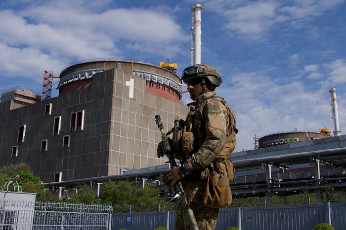 Радиобиолог объяснил, почему власти не остановили Запорожскую АЭС в начале оккупации