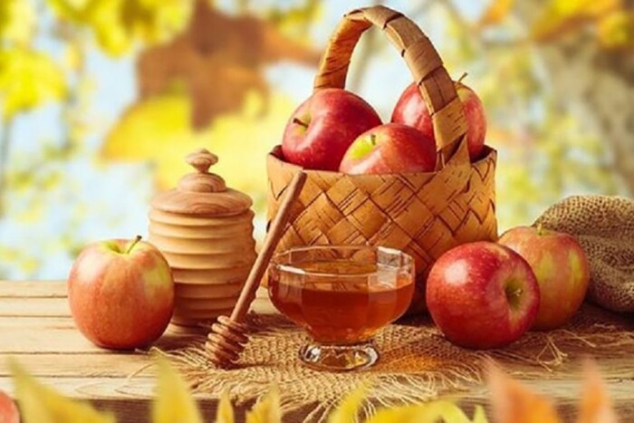 Яблочный Спас – открытки и поздравления к с праздником 19 августа - Телеграф