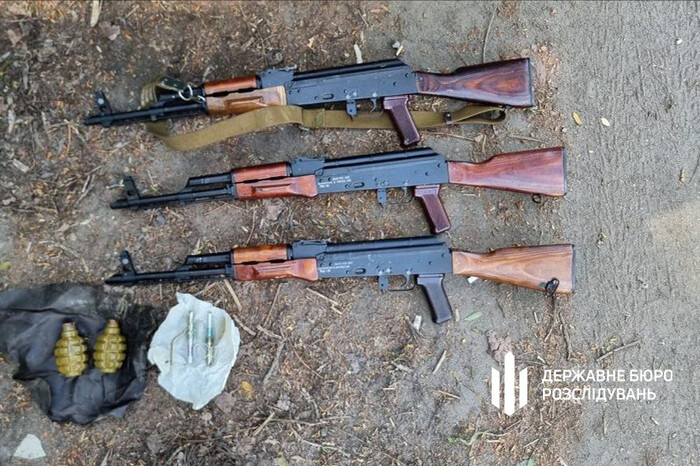 Командир роти тероборони Києва продавав зброю (фото)