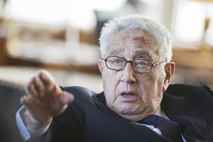 Генрі Кіссінджер вважає практично неминучим розпад РФ 