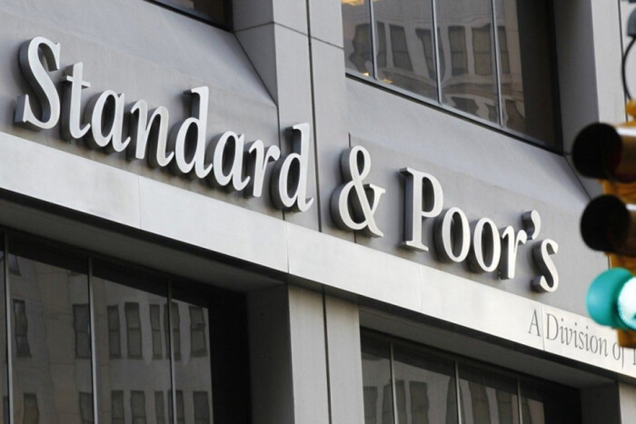 Більше не дефолт: агентство S&P підвищило кредитний рейтинг України