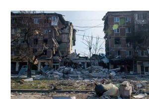 Рашисти обкрадають вцілілі квартири Маріуполя 