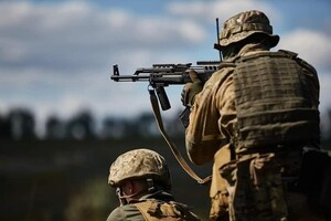 На Луганщині на шістьох напрямках тривають бої