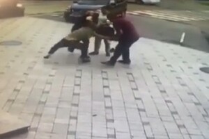 На Житомирщині начальник та капітан поліції побили воїна за «не такий» погляд – нардеп (відео)