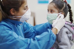 Киянам рекомендують повернутися до носіння масок