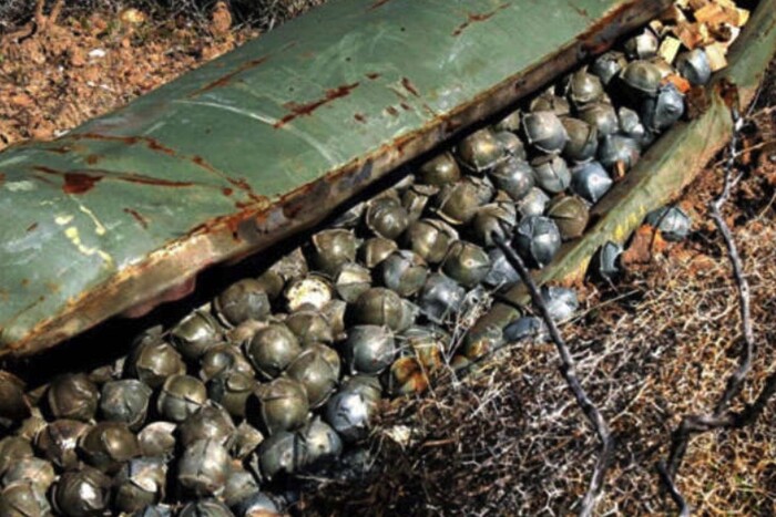Окупанти обстріляли Харківщину касетними боєприпасами: є поранені 
