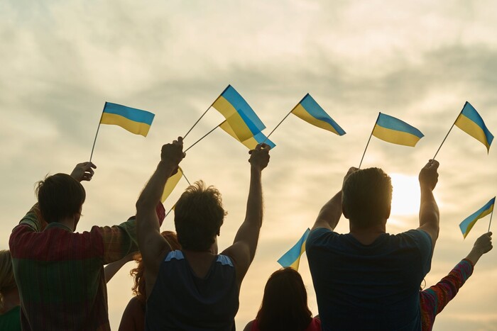 Сколько украинцев хорошо относятся к россиянам: результаты опроса