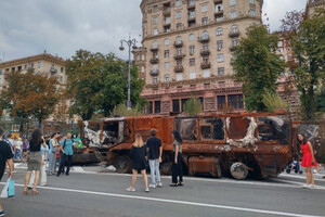 Российская техника таки попала на парад в Киев…