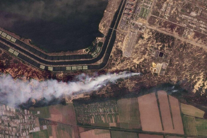Россия заявила о новом пожаре возле Запорожской АЭС