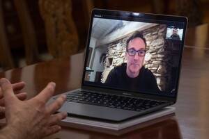 США знімуть фільм про війну в Україні