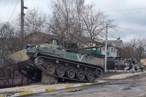 Кремль пояснив світу, чому його армія застрягла в Україні   