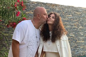 Настя Каменских объяснила, почему Потап не вернулся с ней в Украину