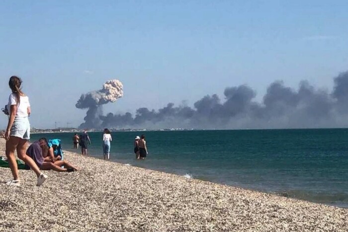 Оккупационная администрация Крыма приказала засекречивать взрывы на военных объектах