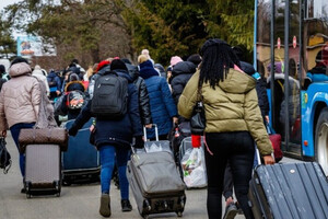 Британия отменяет компенсацию жилья украинским беженцам, – СМИ