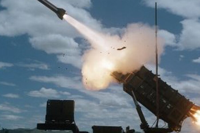 Непомітна на радарах: США випробували першу ракету-невидимку