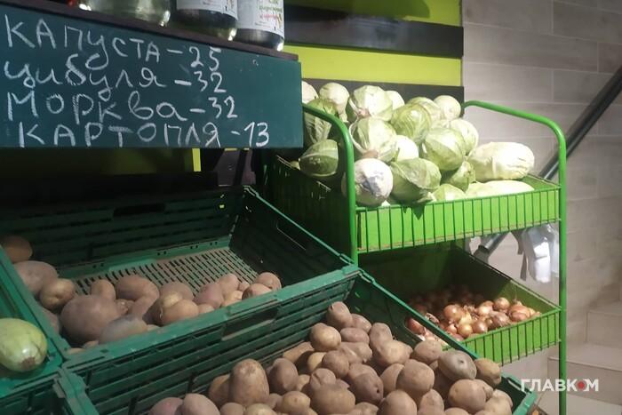 Скільки коштують сезонні овочі в українських містах: шокуючі ціни (фото)