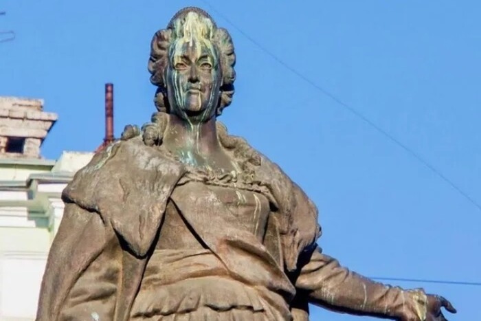 Труханов проігнорував скандал навколо пам'ятника Катерині ІІ