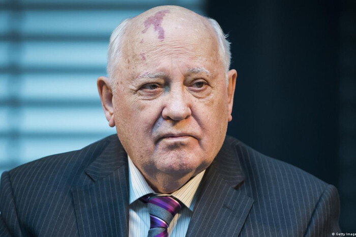 Помер Горбачов