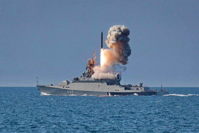 В ОК «Юг» предупреждают о крайне высокой угрозе ракетных ударов с моря