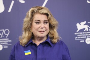 Катрин Денев