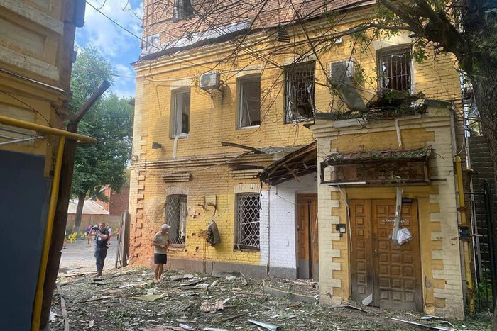Росіяни знищили офіс партії Тимошенко у Харкові (фото)