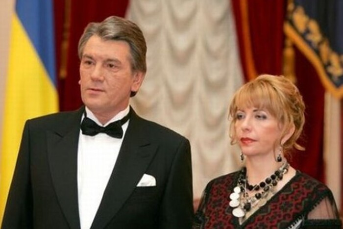 Ющенко зворушливо привітав дружину з днем народження (фото)