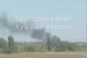 Біля Антонівського мосту пролунали вибухи (відео)