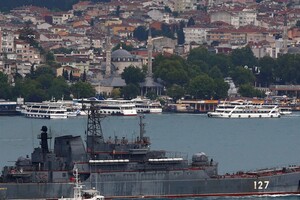 РФ возить зброю через Босфор: Україна відреагувала