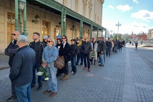Похорон Горбачова. У Москві черги (фото) 