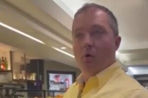 Росіянин лаявся на українських жінок 