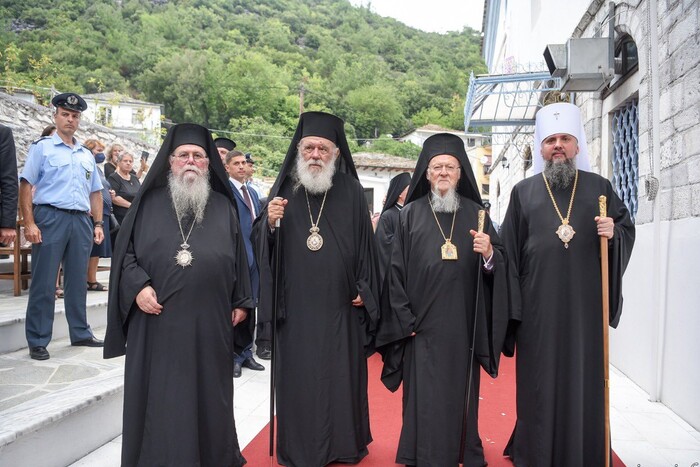 Митрополит Епіфаній уперше як глава церкви прибув до Греції