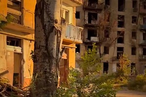 Маріуполь: окупанти досі не дістали з-під завалів тіла всіх загиблих (відео)