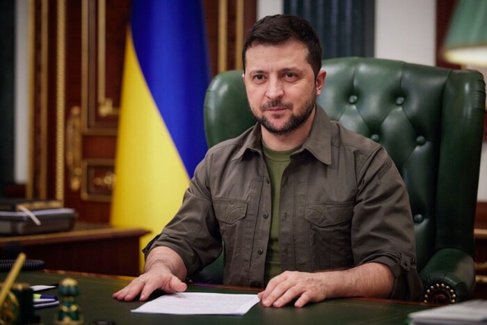 Украинские флаги возвращаются: Зеленский провел заседание Ставки