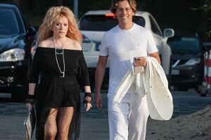 Пугачова з чоловіком